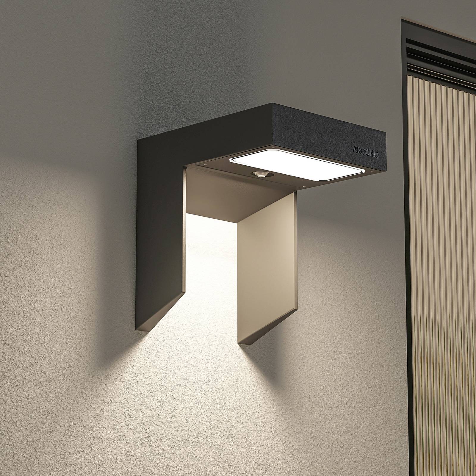 foto del prodotto arcchio dynorma applique led da esterni, sensore