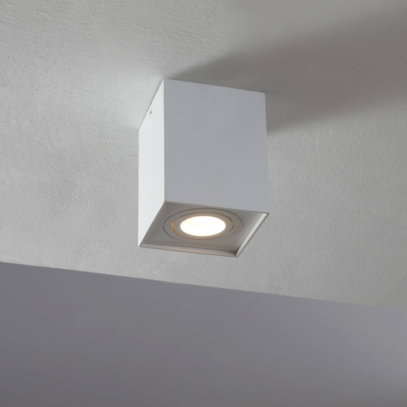 foto del prodotto arcchio faretto da soffitto jolina, angolare, bianco, 13cm, metallo