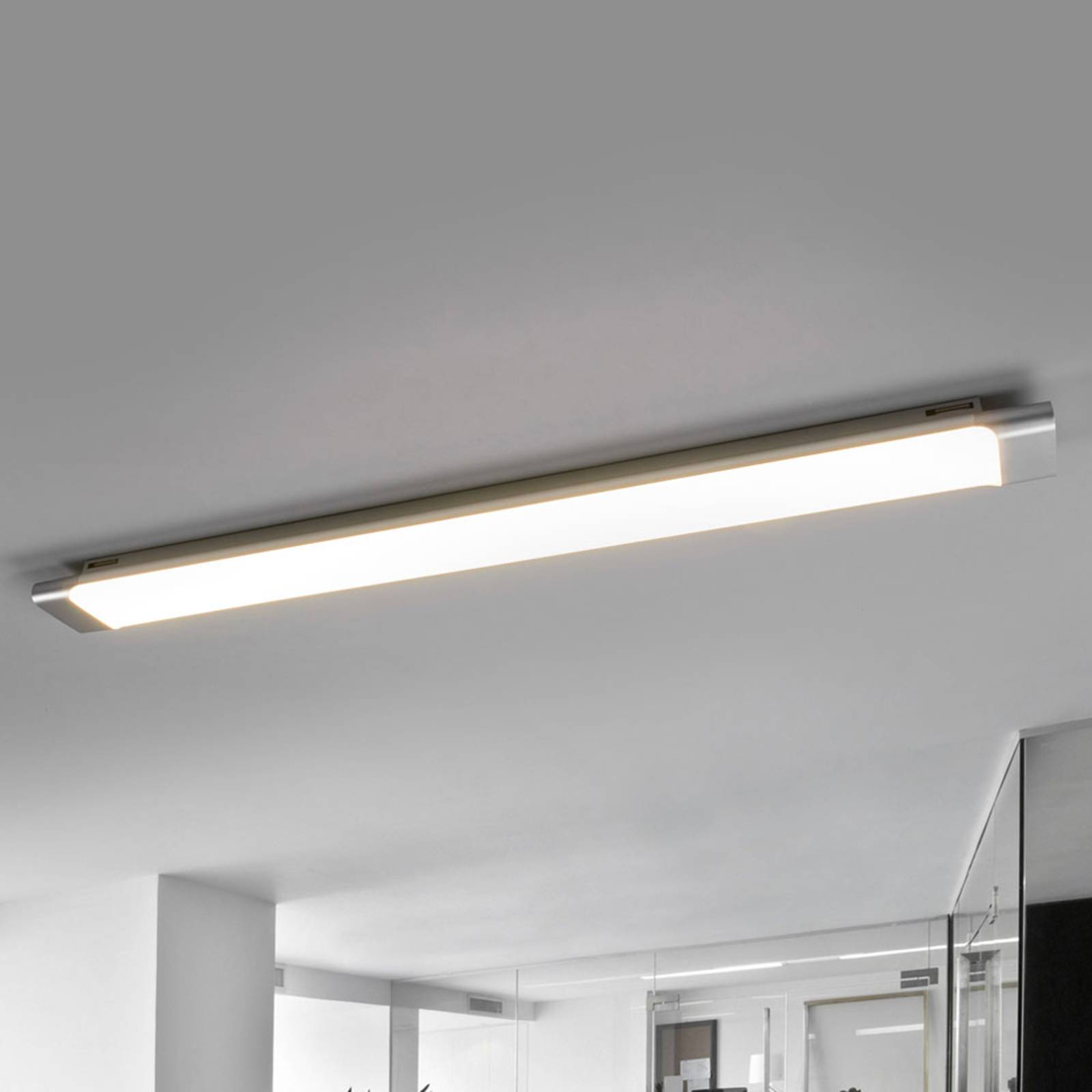 foto del prodotto arcchio led vinca in grigio da plastica