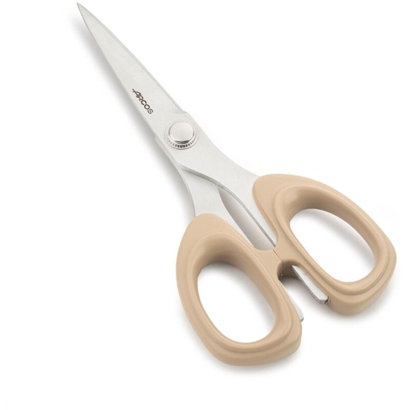 foto del prodotto arcos forbici da cucire 513500 lama in acciaio inox e mango abs 135 mm in blister pack