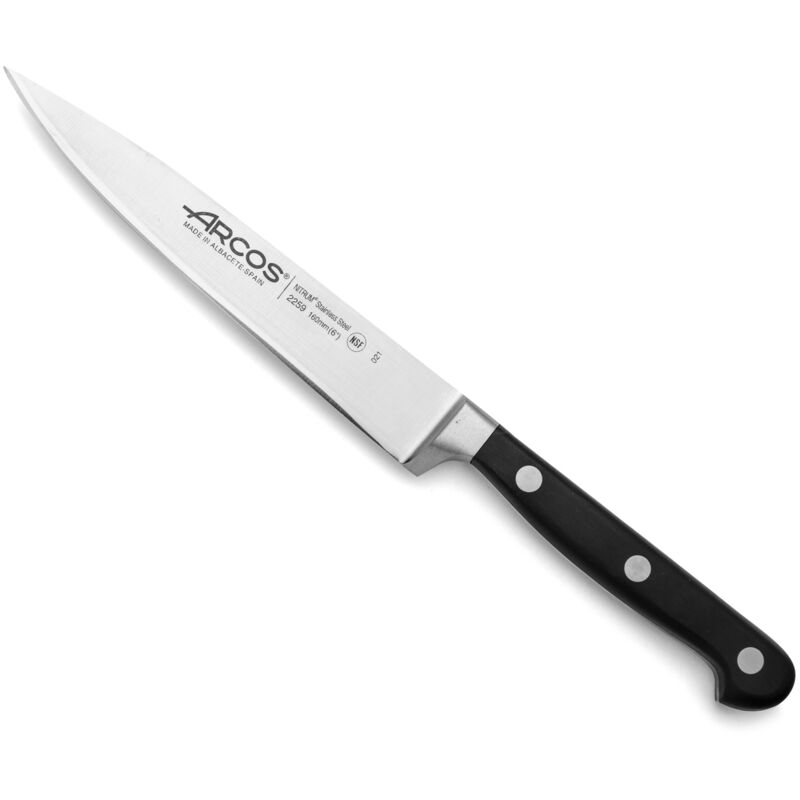 foto del prodotto arcos opera fileting knife 160 mm lama lunga e sottile con bordo liscio. sfiletta carne e pesce e d un taglio netto.