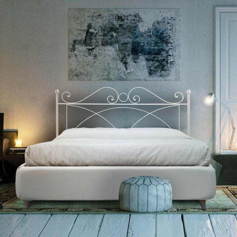 foto del prodotto argonauta letto in ferro matrimoniale con giroletto in ecopelle sabrina bianco 166x208x h128 cm