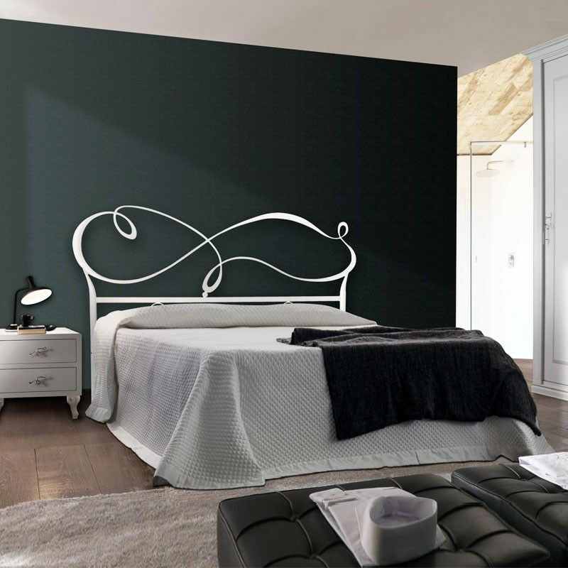 foto del prodotto argonauta letto in ferro matrimoniale con giroletto in ferro bianco nuvola 186x208x h126 cm