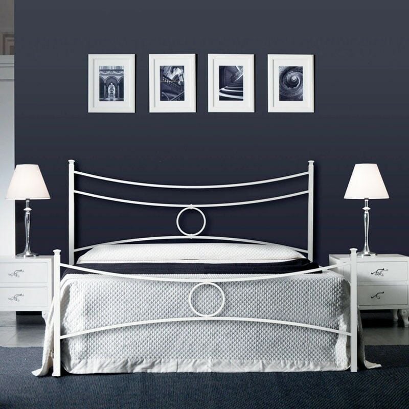 foto del prodotto argonauta - letto in ferro matrimoniale con pediera bianco conca 166x208x h117 cm