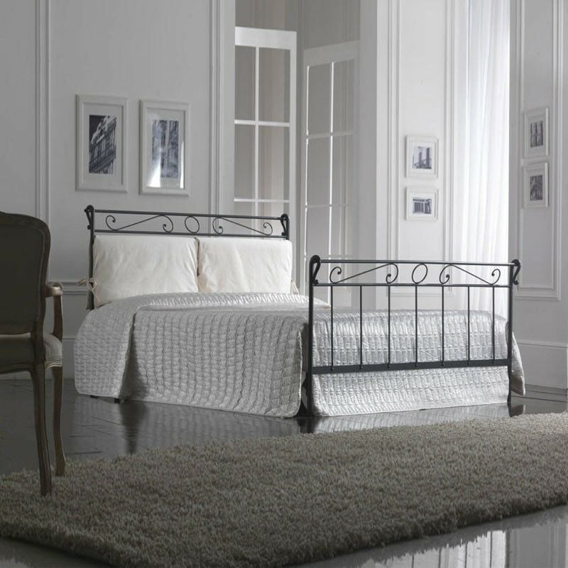 foto del prodotto argonauta letto in ferro matrimoniale con pediera nero leonardo 170x218x h118 cm