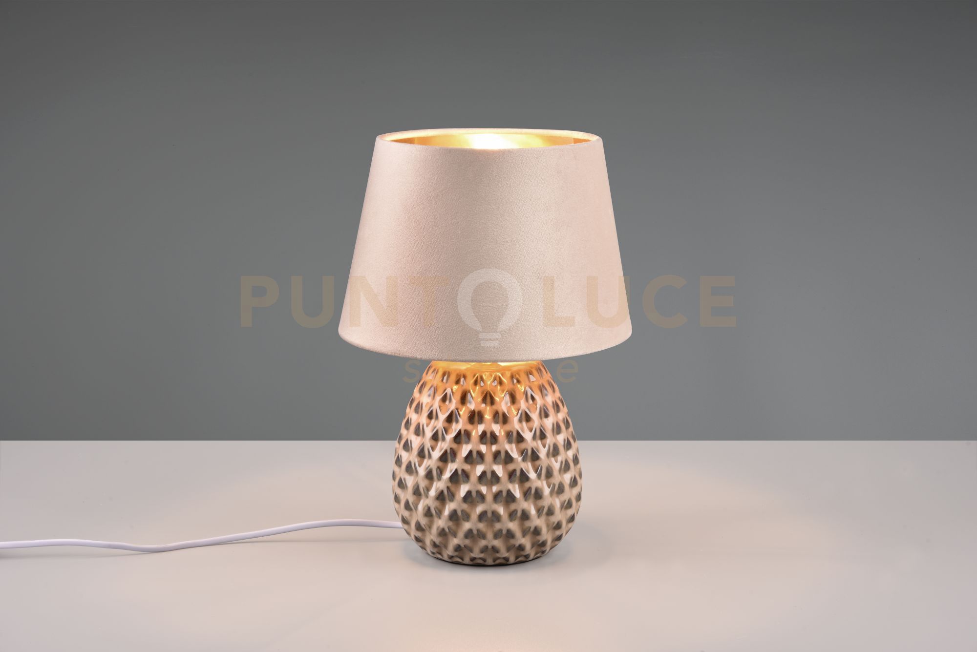 foto del prodotto ariana lampada da tavolo ceramica con paralume effetto velluto sabbia h. 35cm 1 luce attacco e27