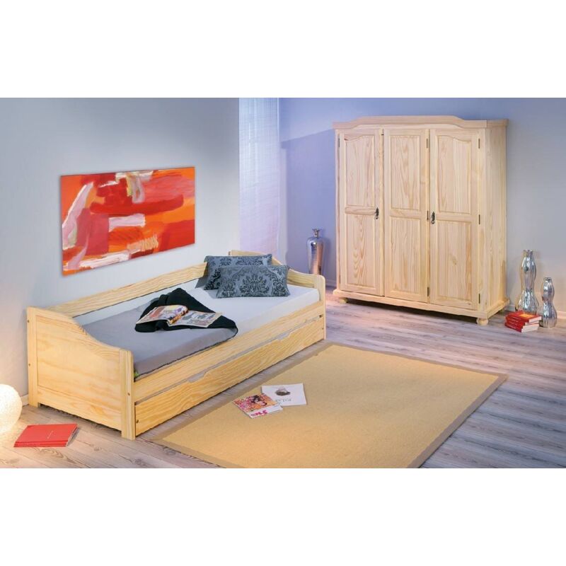 foto del prodotto armadio a tre ante battenti in pino massello, colore rovere, cm 150 x 180 x 56., con imballo rinforzato dmora