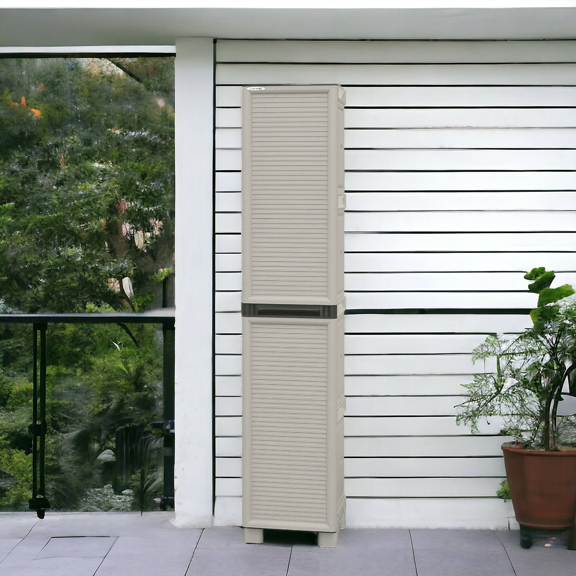 foto del prodotto armadio portascope da esterno o achae, mobile a 1 anta in polipropilene, 100 made in italy, cm 35x39h172, colore grigio chiaro