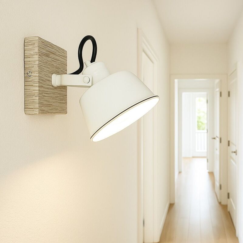 foto del prodotto arum lighting ridley lampada da parete bianca con lampadina led gu10 bianco caldo