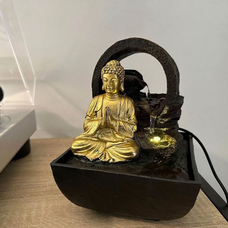 foto del prodotto arum lighting zenith fontana da interno buddha
