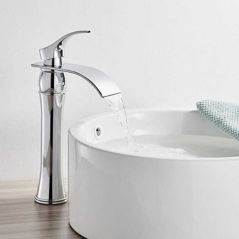 foto del prodotto auralum rubinetto lavabo cascata alto, miscelatore lavabo cascata in ottone, miscelatore monocomando per bagno con becca alta 223mm, acqua calda e