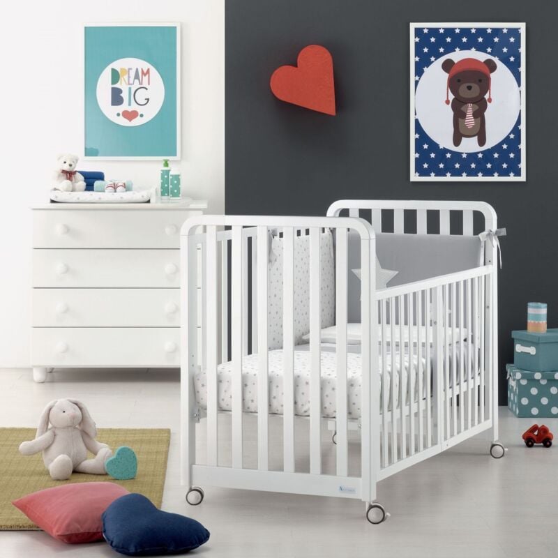 foto del prodotto azzurra lettino evolutivo glam bianco 8 in 1 con materasso e set tessile avana