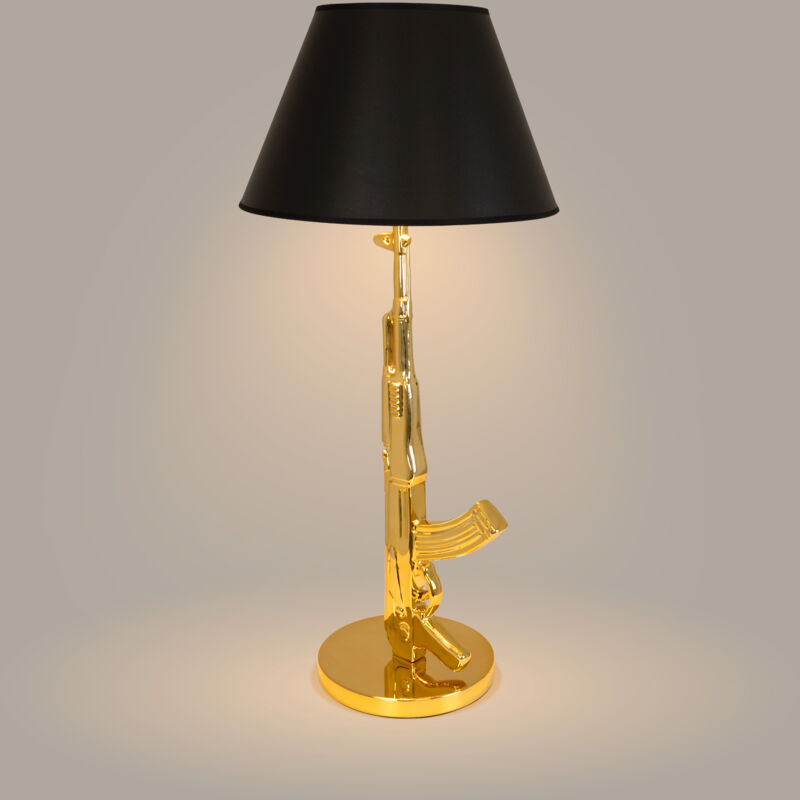 foto del prodotto barcelona led lampada da tavolo design ak 47 e27