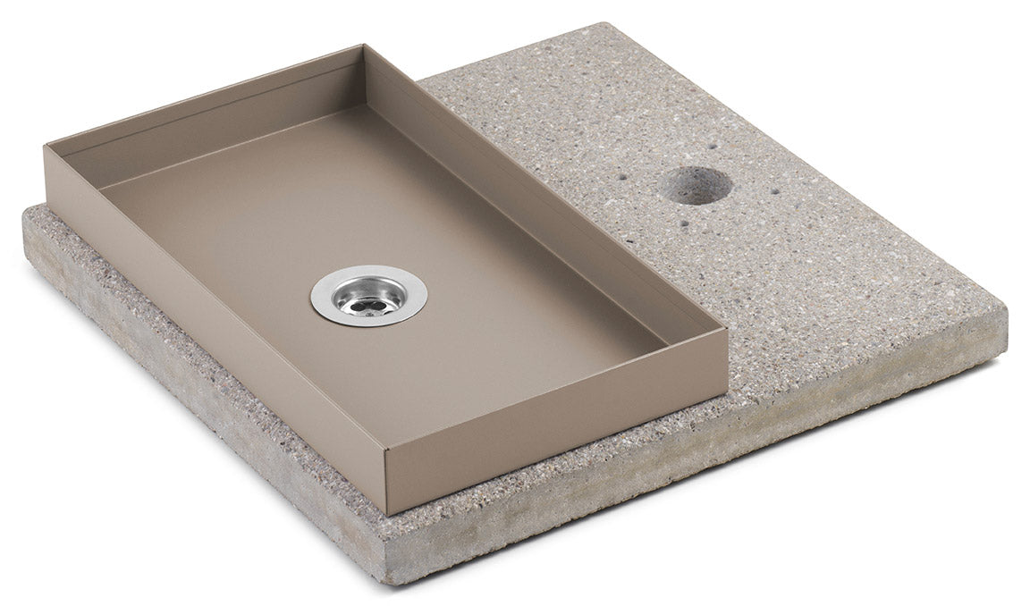 foto del prodotto base con vaschetta per fontane con ghiera piccola 40x40x5 cm in cemento belfer 42 bse 6 tortora