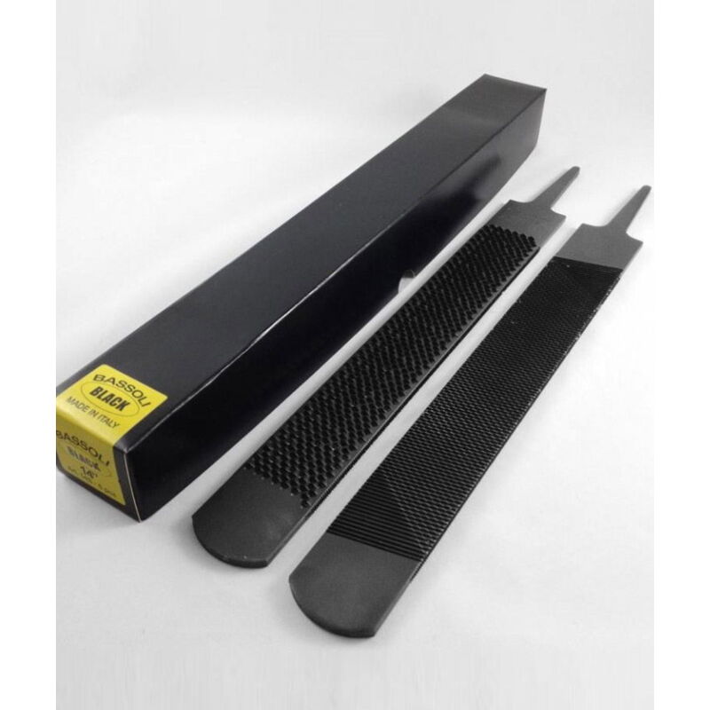 foto del prodotto bassoli raspa black 14 un lato lima e un lato raspa per mascalcia raspa black