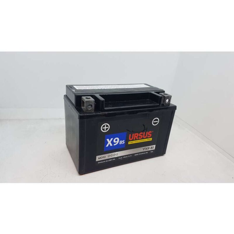 foto del prodotto batteria moto ursus 9ah yb9 b