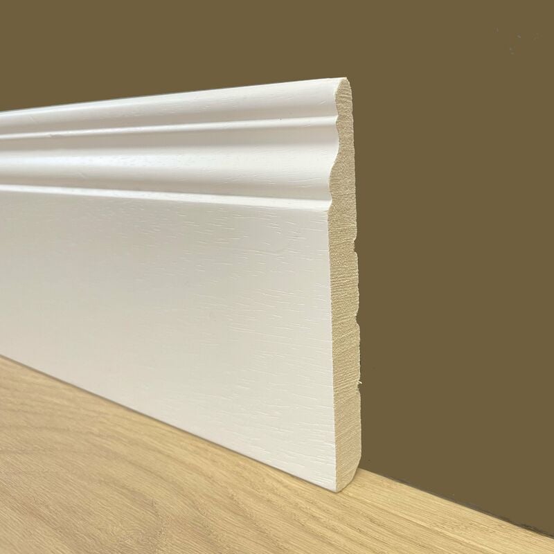 foto del prodotto battiscopa in legno ducale 140x13 zoccolino massello alto bianco prezzo al metro lineare 