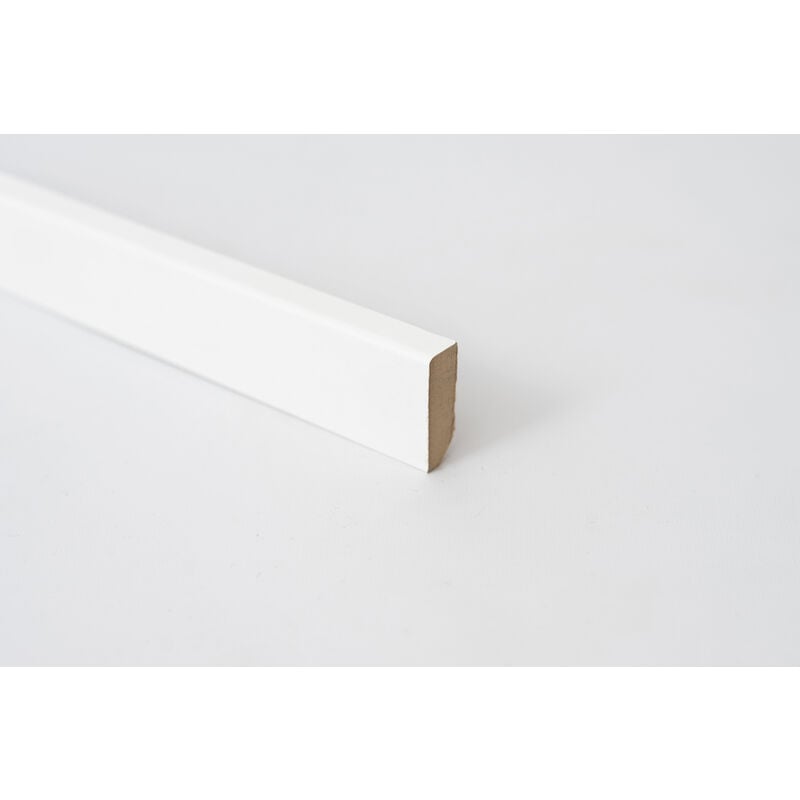 foto del prodotto battiscopa in mdf bianco mm.14x40x2400