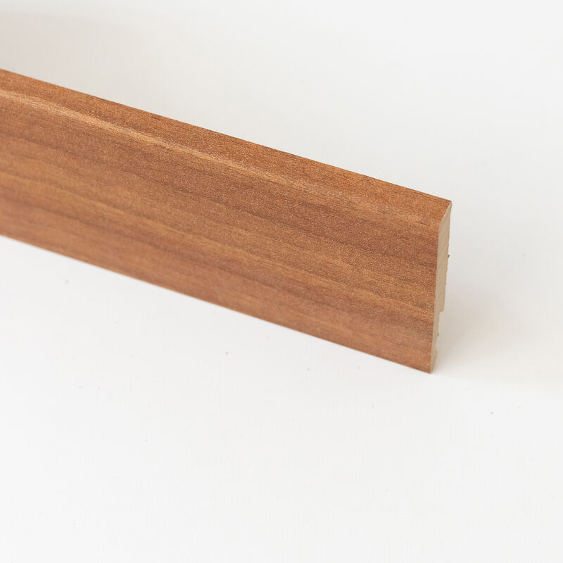foto del prodotto battiscopa in mdf noce tanganica mm.11x80x2400