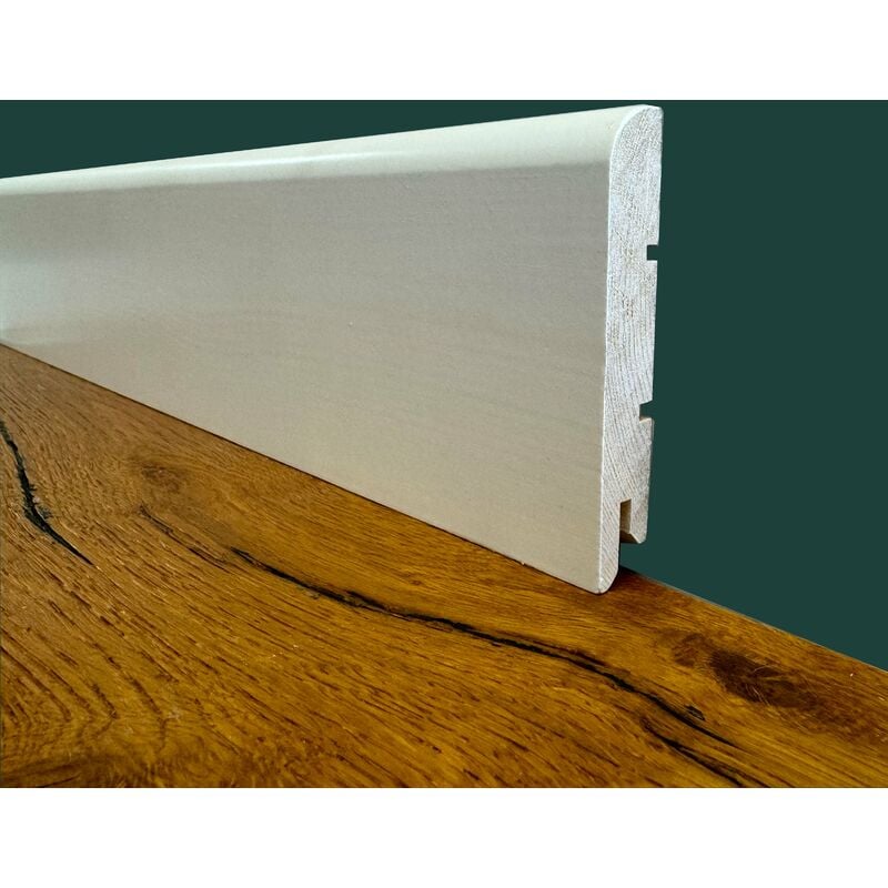 foto del prodotto battiscopa premium in legno massello bc 91x15 laccato bianco liscio prezzo al metro 