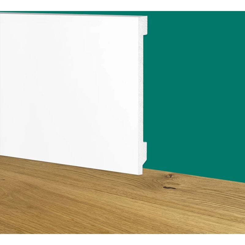 foto del prodotto battiscopa zoccolino bianco squadrato passacavo 150x15x2000mm in polimeri polistrutturato