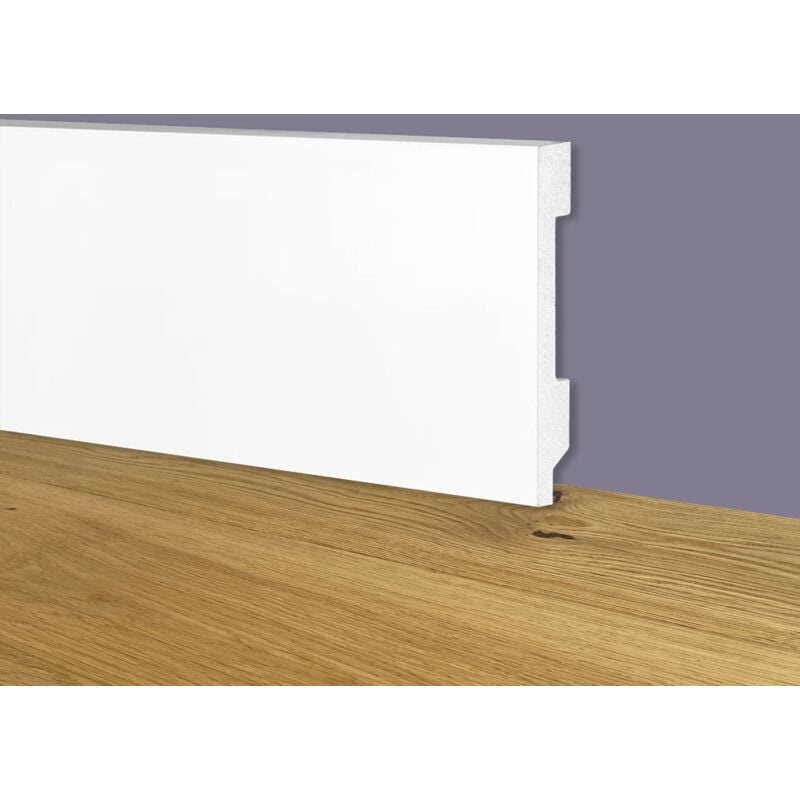foto del prodotto battiscopa zoccolino bianco squadrato passacavo 70x15x2000mm in polimeri polistrutturato
