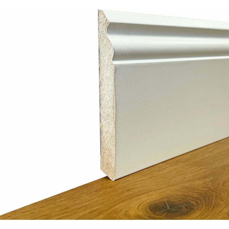 foto del prodotto battiscopa zoccolino ducale in fibra di legno compatta 120x15 bianco ral 9010