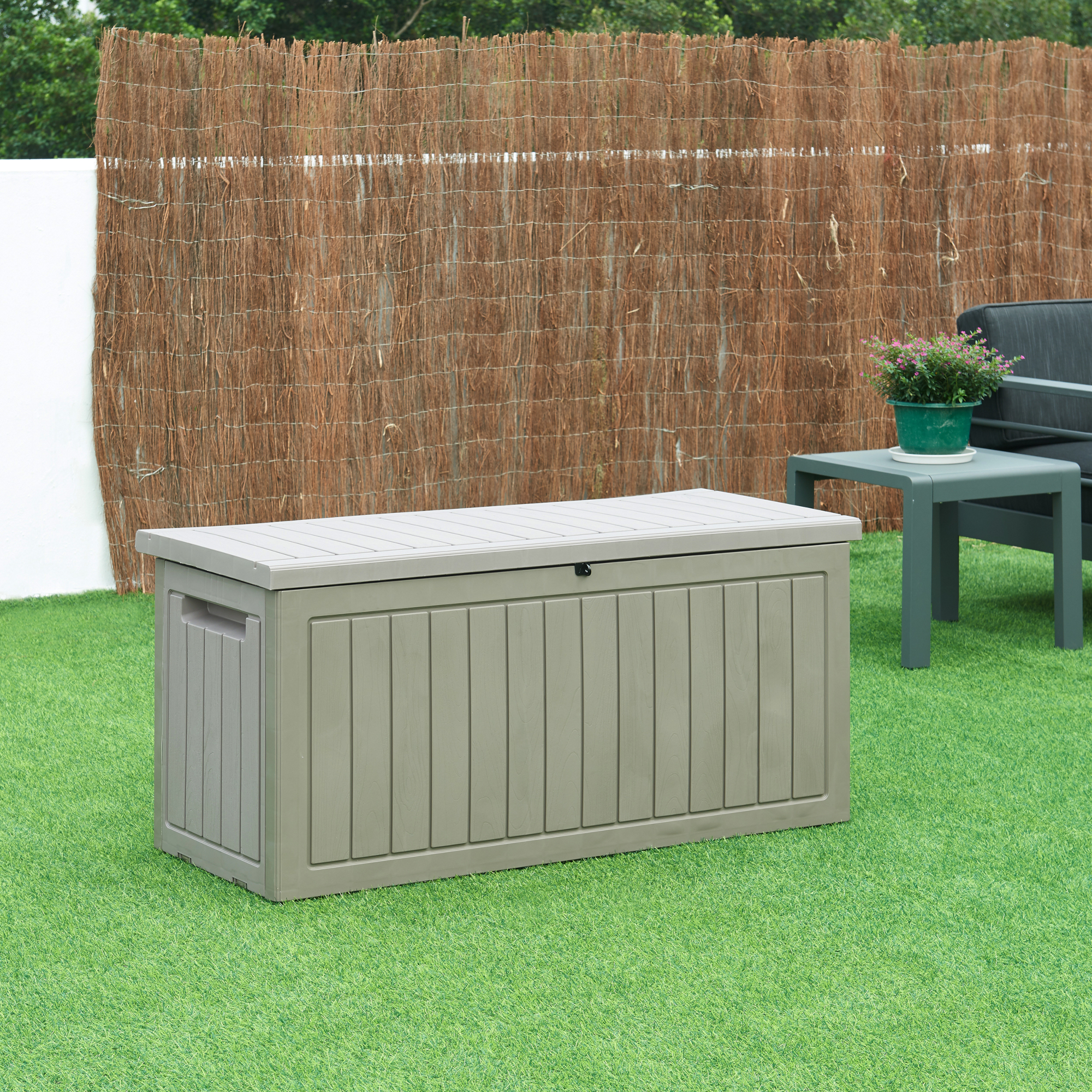 foto del prodotto baule da esterno filetto portatutto 250 l beige casa.pro