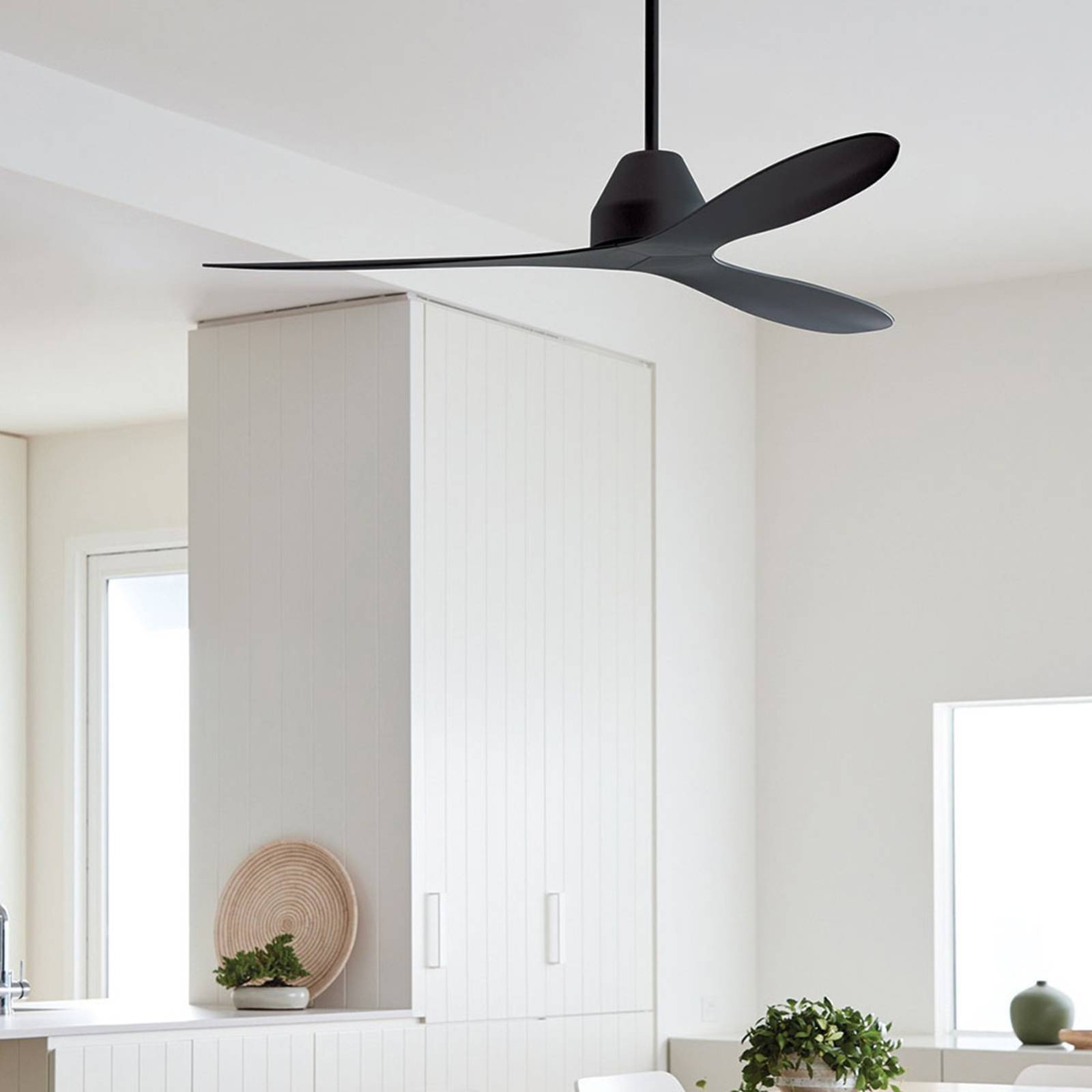 foto del prodotto beacon lighting beacon ventilatore da soffitto whitehaven nero silenzioso 142 cm