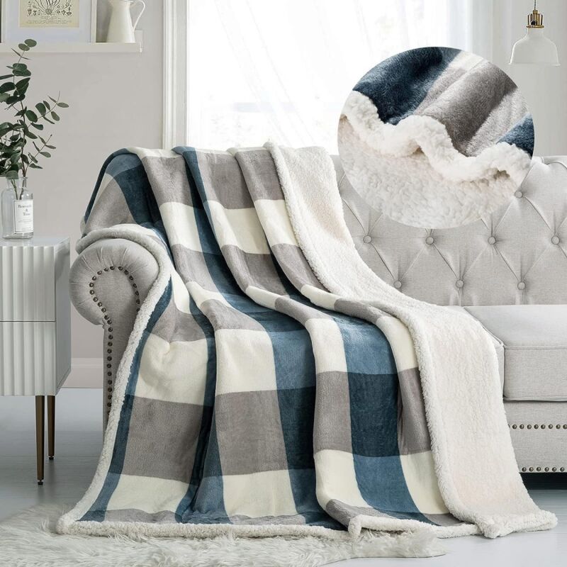 foto del prodotto bebusingoto coperta in flanella 100 x 150 cm, reversibile, morbida, grande, a traliccio, per divano e letto grigio blu morbido, 100 x 150 cm 