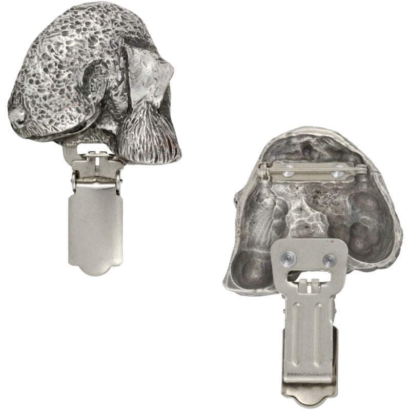 foto del prodotto bedlington terrier, rothbury terrier - spilla con clip, porta numero di partenza, distintivo argentato per esposizioni canine di art-dog