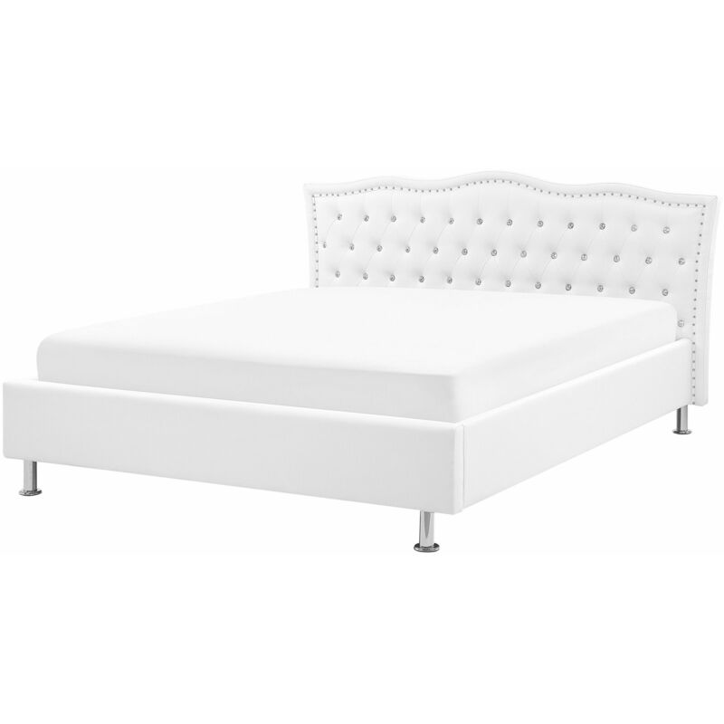 foto del prodotto beliani letto imbottito pelle pu bianca a doghe stile chesterfield 140 x 200 cm metz