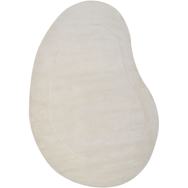 foto del prodotto beliani tappeto in viscosa organico a forma di fagiolo beige 160 x 230 cm masso