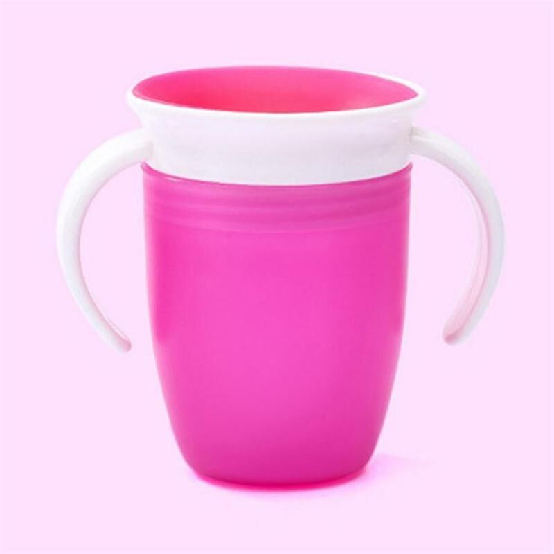 foto del prodotto bicchiere per l apprendimento del bambino ruotabile a 360 gradi con doppio manico, coperchio ribaltabile, tazza magica a tenuta stagna rosa rapanda