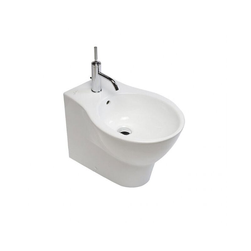 foto del prodotto bidet filomuro bianco della serie nido hatria