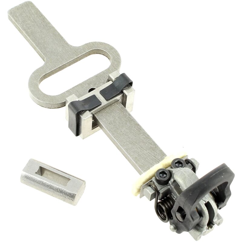 foto del prodotto black decker morsetto per lama 90517289 per seghetto alternativo