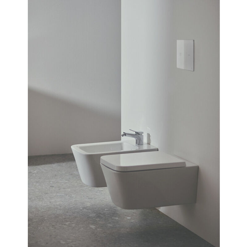 foto del prodotto blend cube wc a terra aquablade t368801 bidet t368701 sedile bianco t392601 codice prod t368801 t368701 t392601 ideal standard