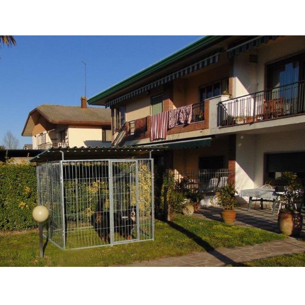 foto del prodotto box per cani da esterno coperto con zincatura a caldo da 200x200x altezza 180 cm