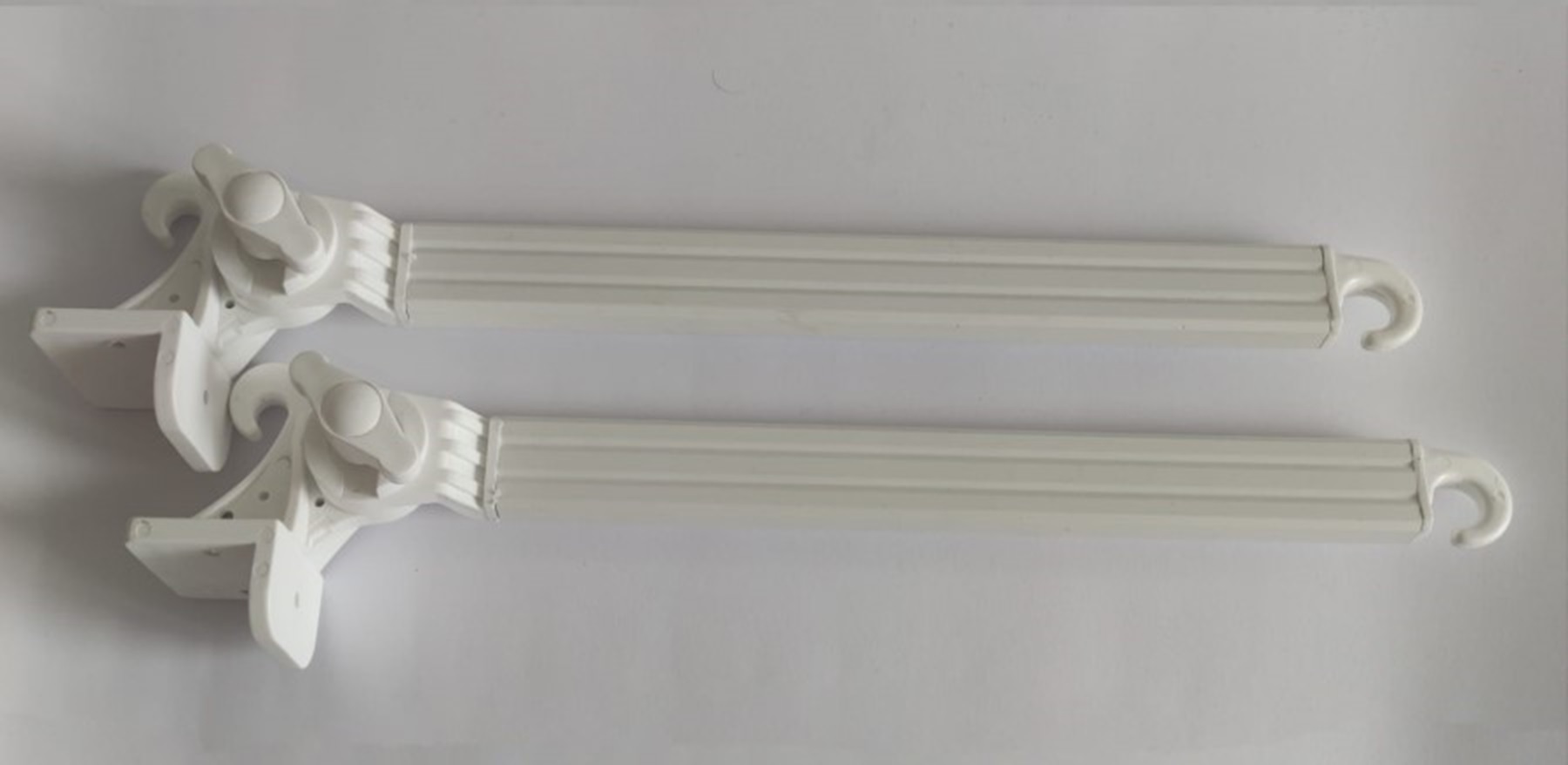 foto del prodotto braccetti per tende da sole in alluminio bracci alluminio 70 cm in coppia bianco