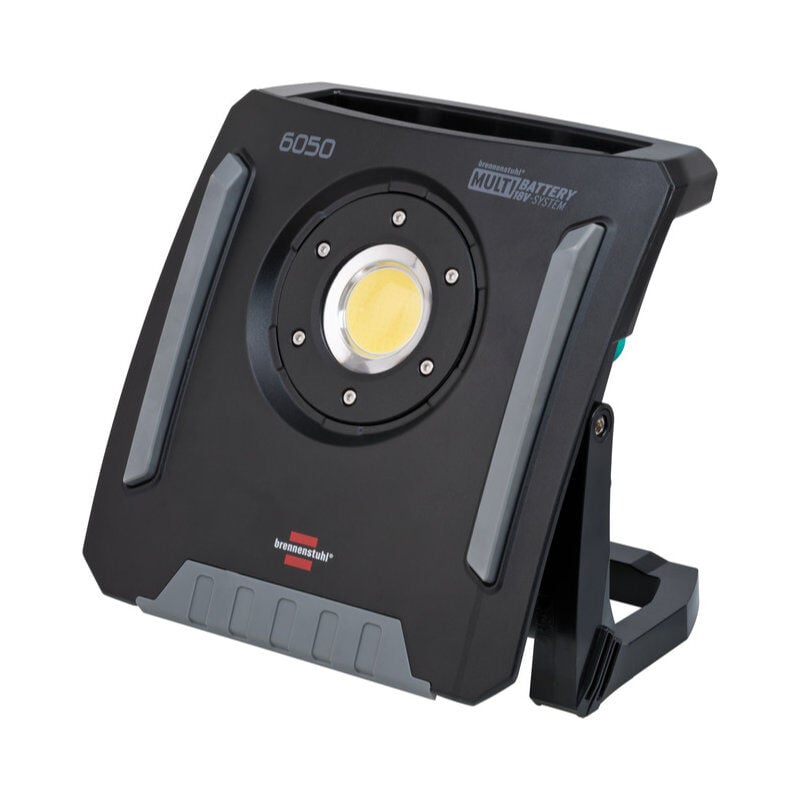 foto del prodotto brennenstuhl multi battery faretto led ricaricabile hybrid 6050 mh ip65 con adattatore per 4 batterie