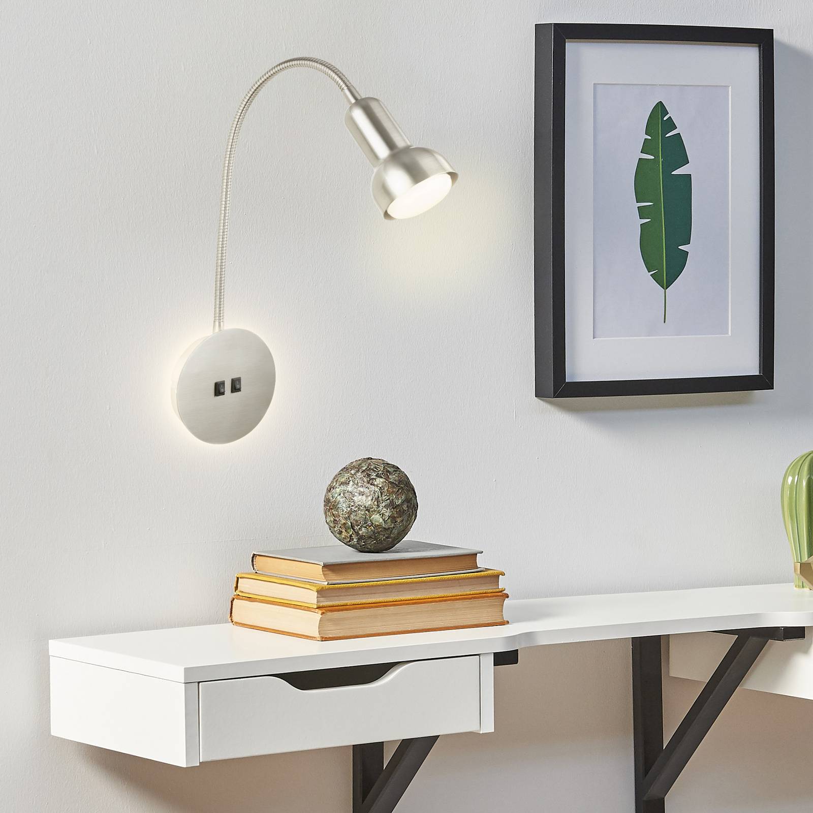 foto del prodotto briloner applique a led 2178012 doppio switch, nichel opaco