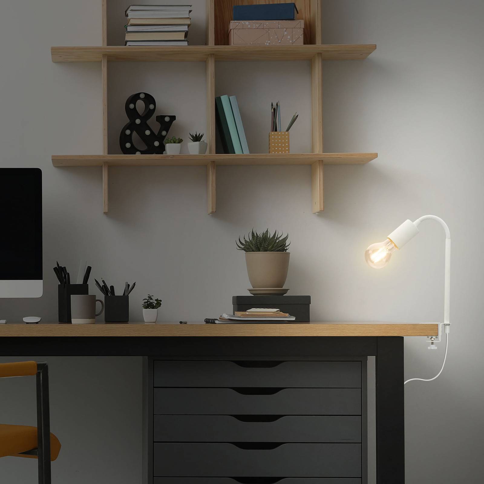 foto del prodotto briloner lampada con morsetto krampo retro, flex, bianco