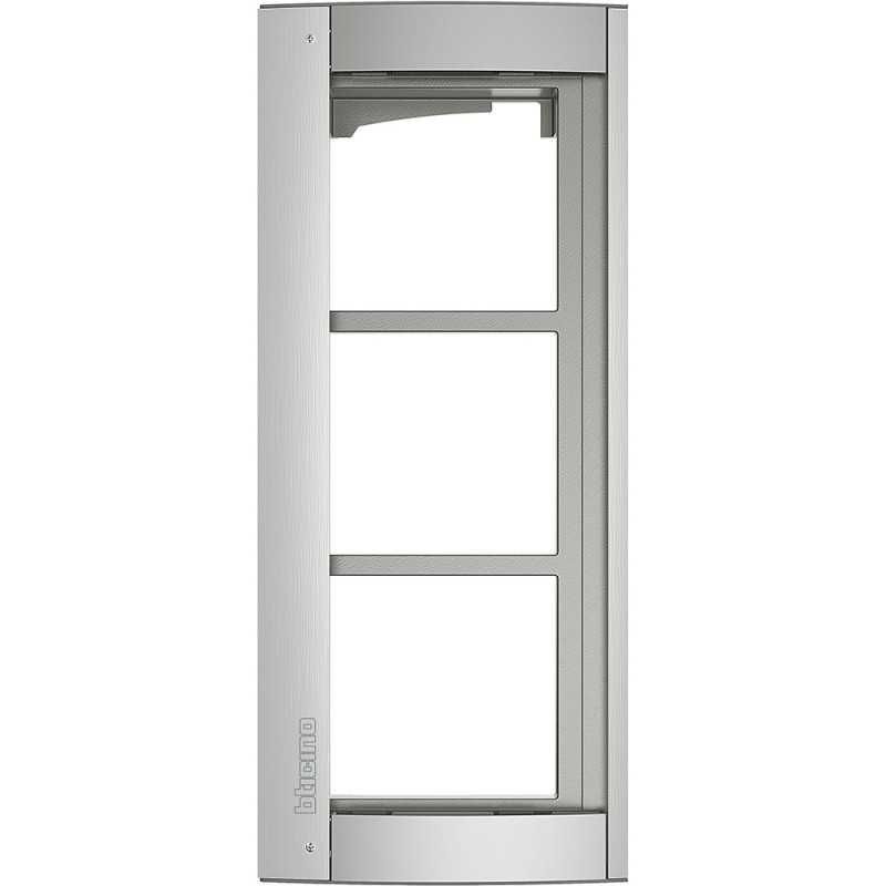 foto del prodotto bticino 350231 telaio supporto con cornice 3 moduli sfera