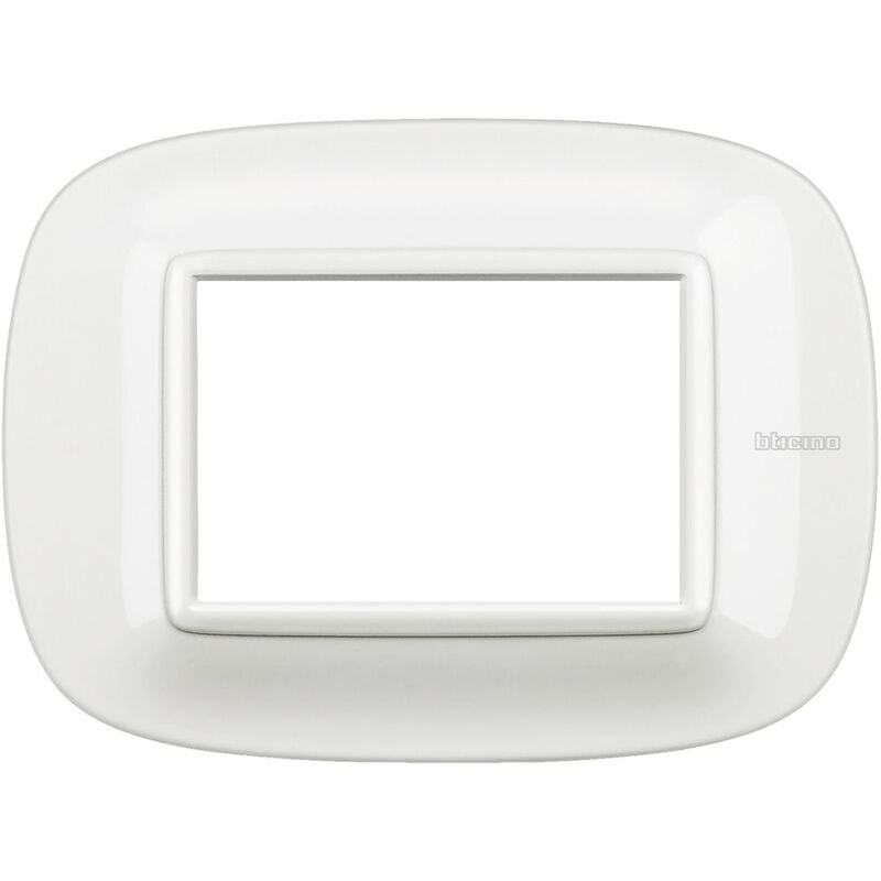 foto del prodotto bticino axolute placca ellittica 3 moduli 3p bianco axolute in metallo