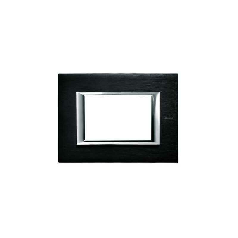 foto del prodotto bticino ha4803xs placca 3 moduli axolute antracite spazzolata