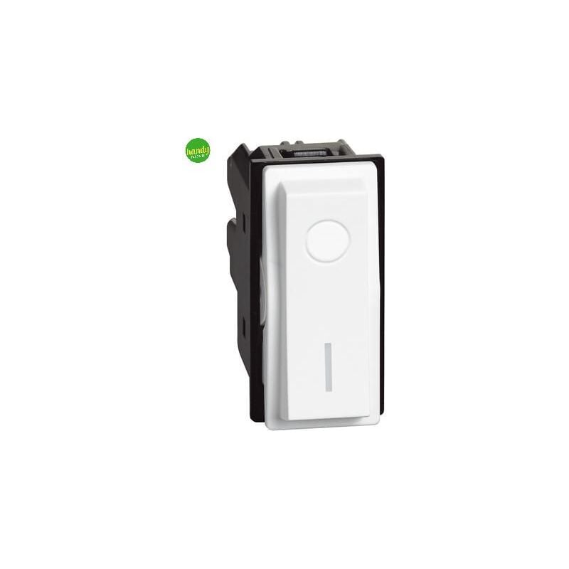 foto del prodotto bticino interruttore bipolare living now 2p 16 a 230 v bianco