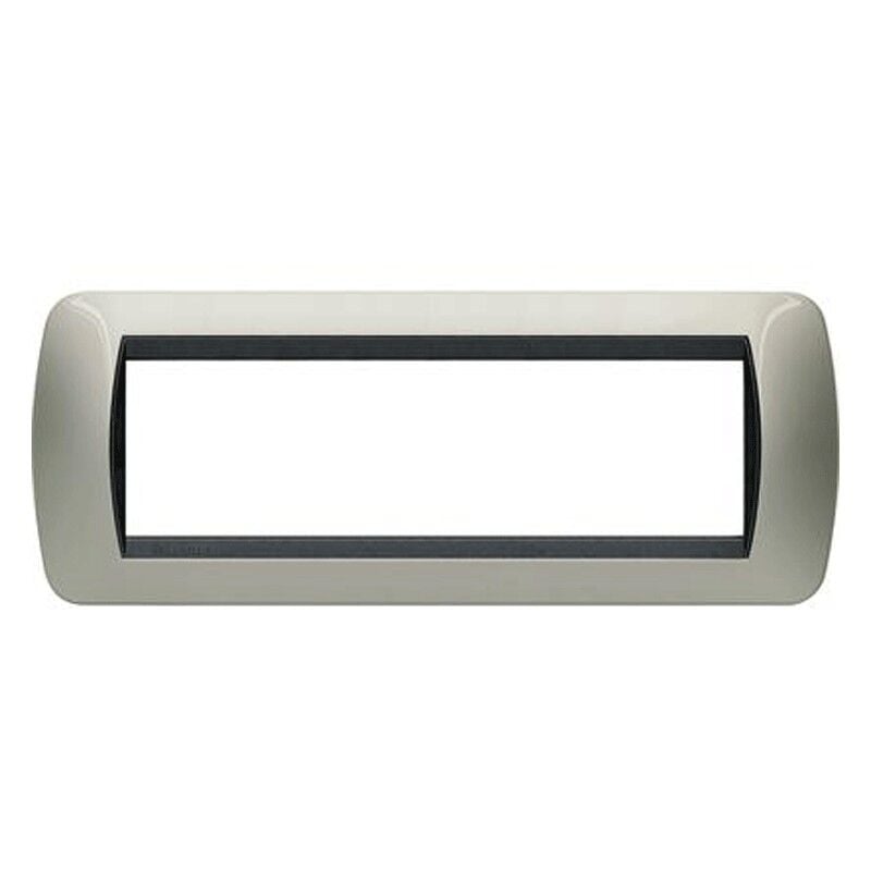 foto del prodotto bticino living international placca 7 moduli titanio chiaro l4807tc
