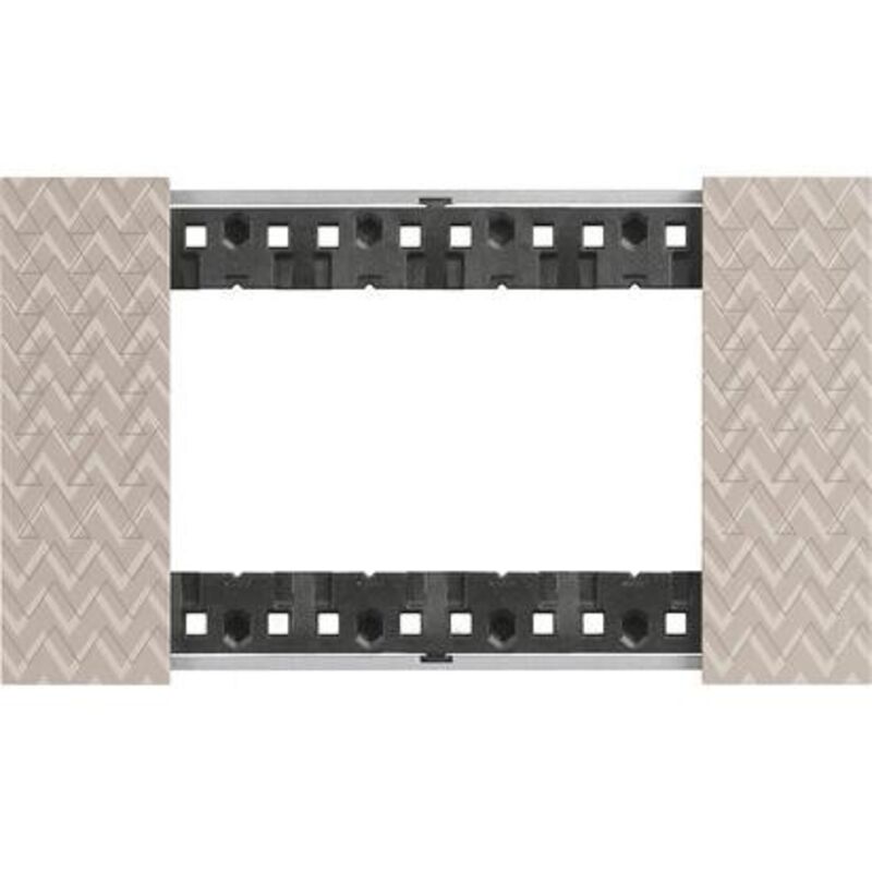 foto del prodotto bticino placca 4p optic living now cod. ka4804mm 