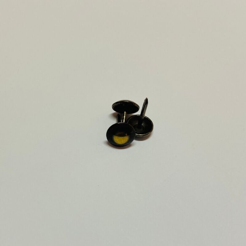 foto del prodotto bullette chiodi testa bombata da 9 x 15 mm per divano sedia poltrona 100 pezzi, colore bronzo sfumato