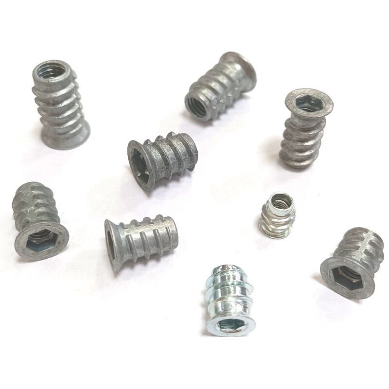 foto del prodotto bussola filettata con esagono incassato diametro filetto 8 mm - lunghezza bussola 15 mm